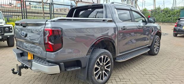 Ford Ranger 2025 Gray