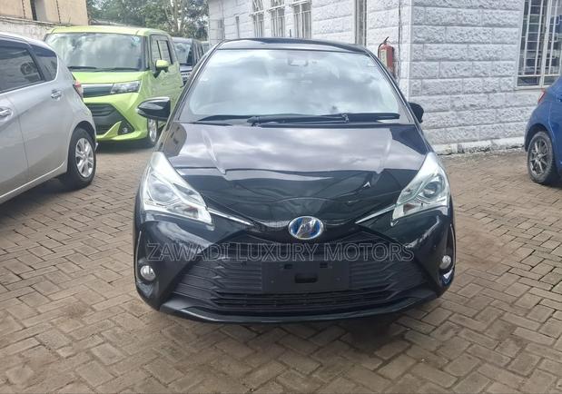 Toyota Vitz 1.5 FWD Hybrid 5dr 2020 Black