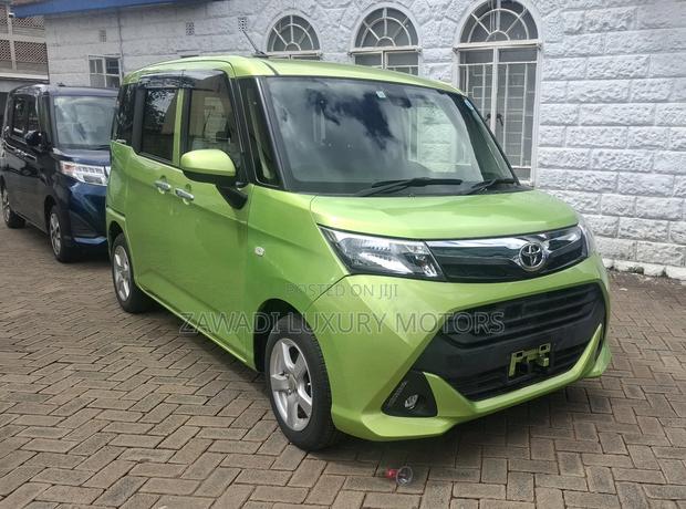 Toyota Tank 1.0 FWD 2018 Green