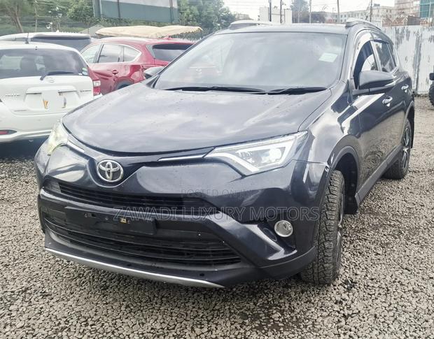Toyota RAV4 2016 Gray