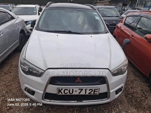 Mitsubishi RVR 2.0 2011 White