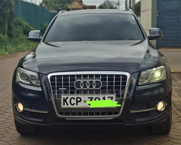 Audi Q5 2011 Black