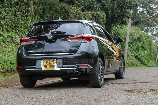 Toyota Auris 2016 Black