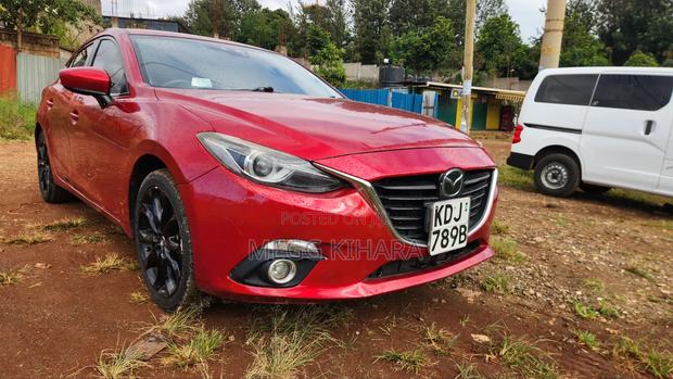 Mazda Axela 2015 Red