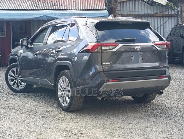 Toyota RAV4 2019 Gray