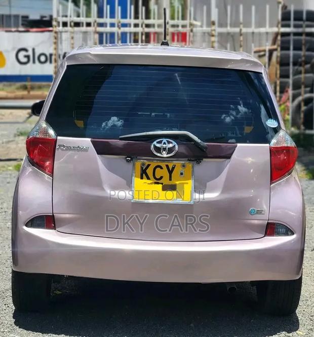 Toyota Ractis 2013 Pink