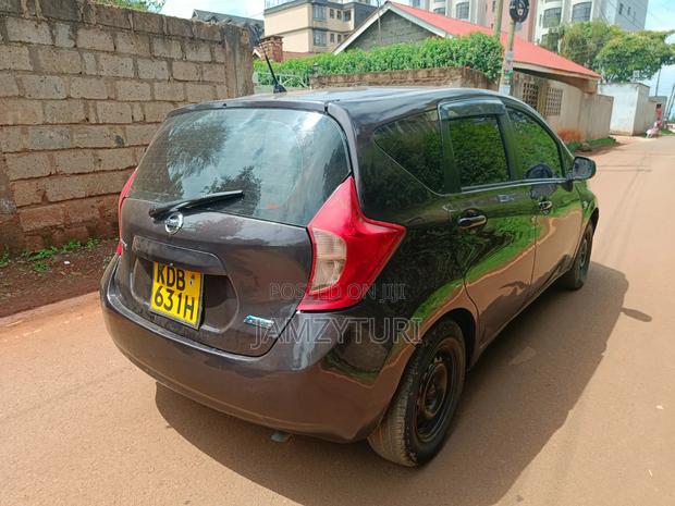 Nissan Note 2015 Maroon
