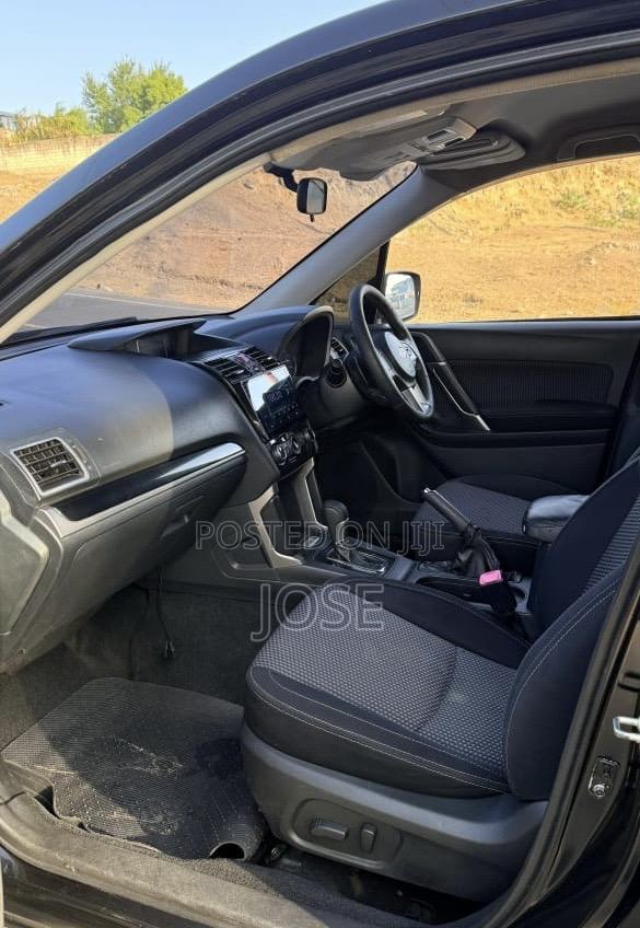 Subaru Forester 2017 Black