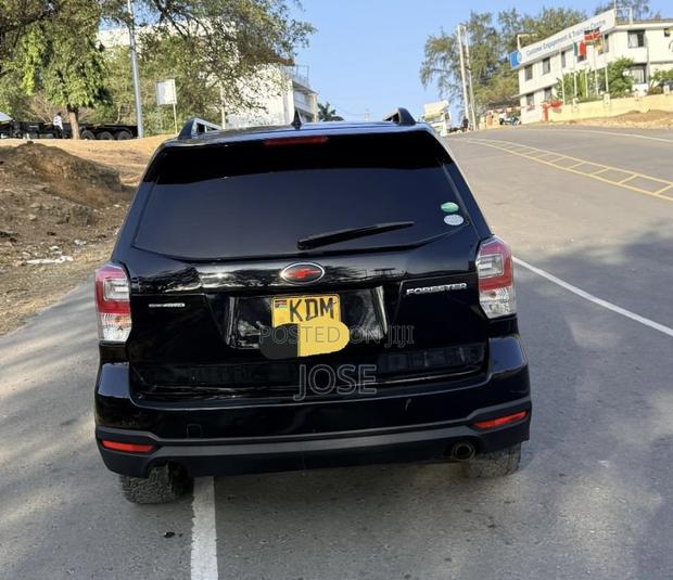 Subaru Forester 2017 Black