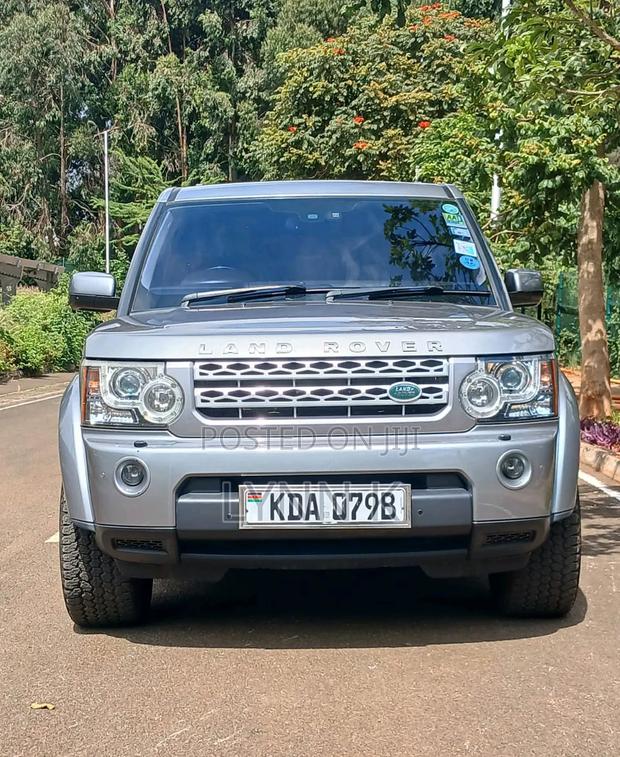 Land Rover Discovery 2013 Gray
