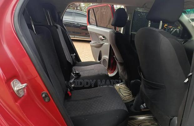 Toyota IST 2007 Red