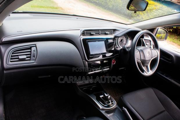 Honda Grace 2018 Silver
