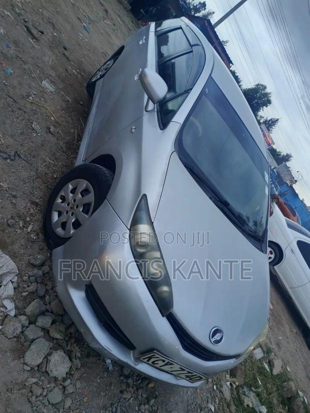 Toyota Wish 2010 Silver