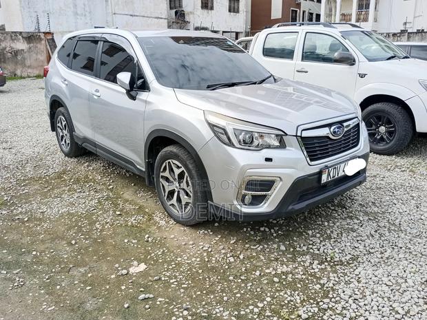 Subaru Forester 2.5i Limited AWD 2018 Silver