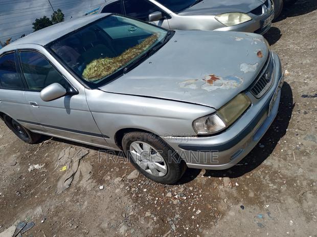 Nissan FB15 2006 Silver
