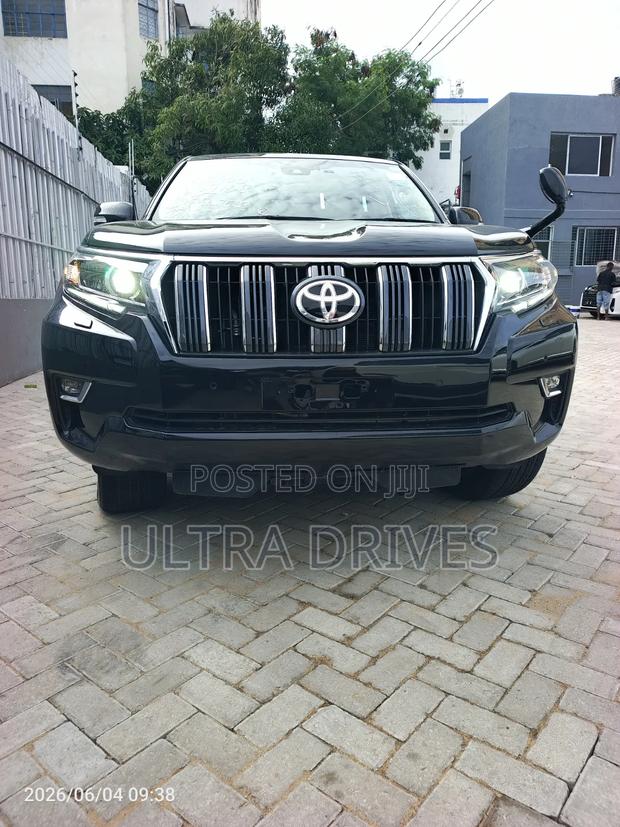 Toyota Land Cruiser Prado 2019 Black