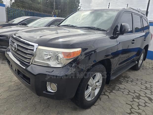 Toyota Land Cruiser 2015 Black