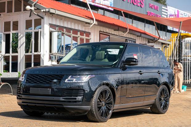 Land Rover Range Rover Vogue 2019 Black