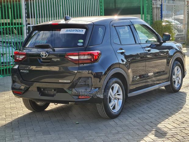 Toyota Raize 2019 Black