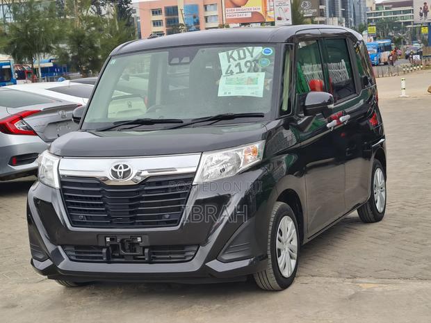 Toyota Roomy 2019 Black
