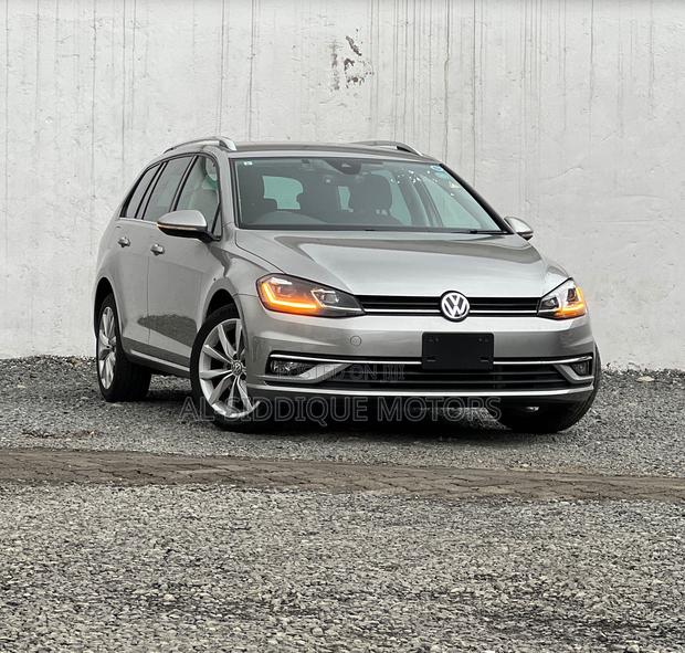 Volkswagen Golf 2019 Gray