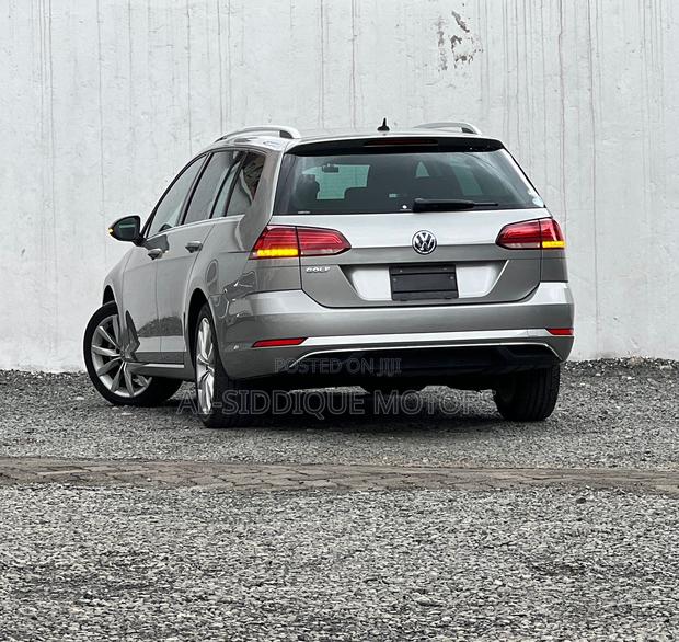 Volkswagen Golf 2019 Gray