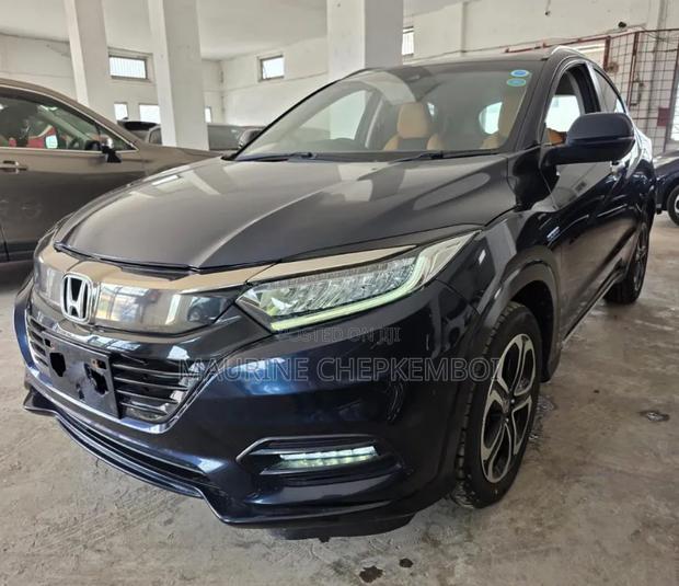 Honda Vezel 2018 Blue