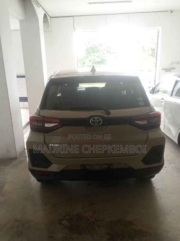 Toyota Raize 2019 Beige