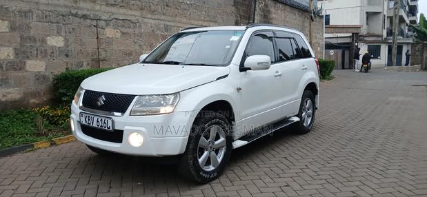 Suzuki Escudo 2007 White