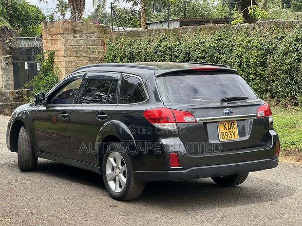 Subaru Outback 2014 Gray