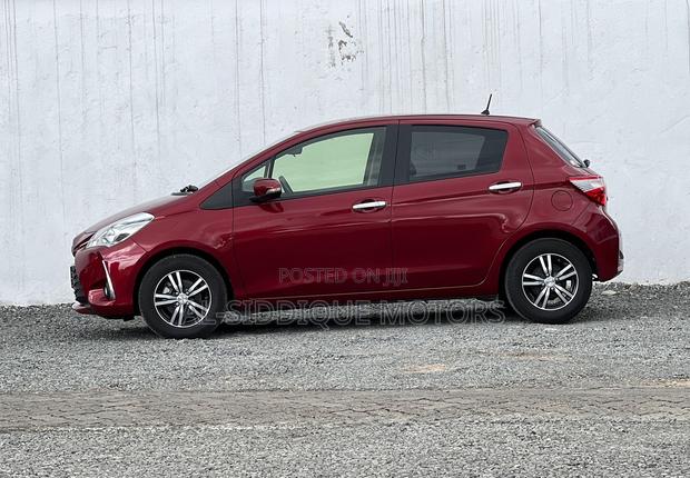 Toyota Vitz 1.3 FWD 5dr 2019 Maroon