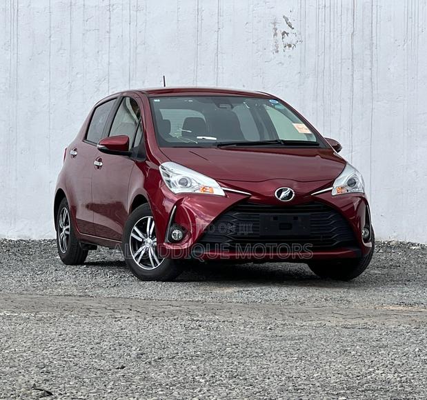 Toyota Vitz 1.3 FWD 5dr 2019 Maroon