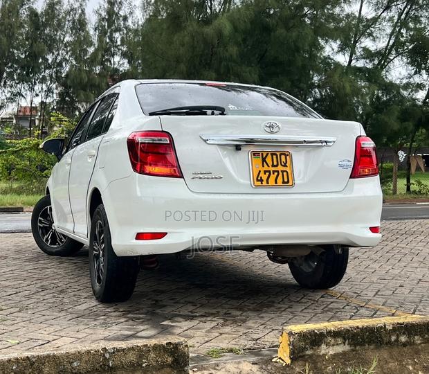 Toyota Axio 2017 White