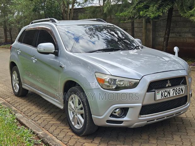 Mitsubishi RVR 2010 Silver