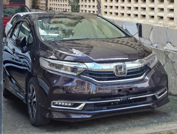 Honda Fit Shuttle 1.5 Hybrid 2WD 2019 Purple