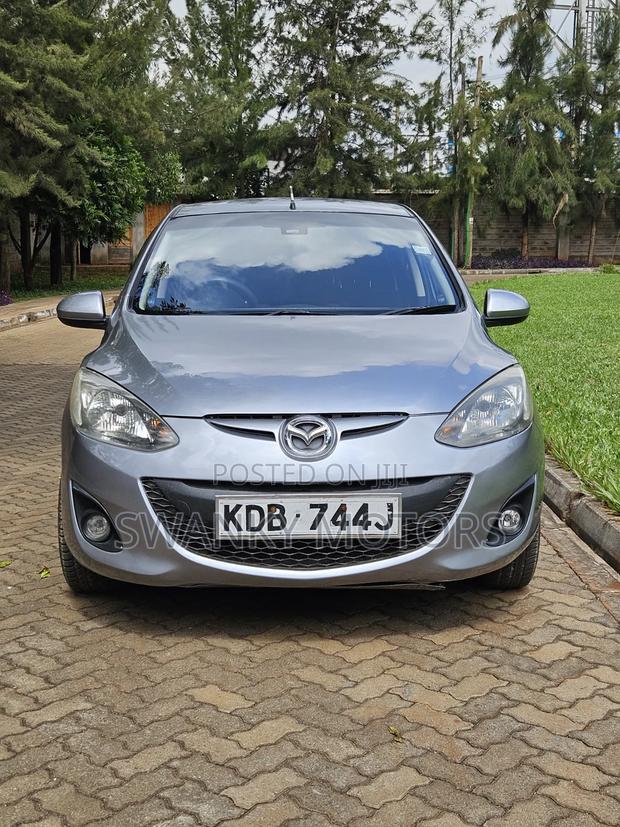 Mazda Demio 2013 Gray