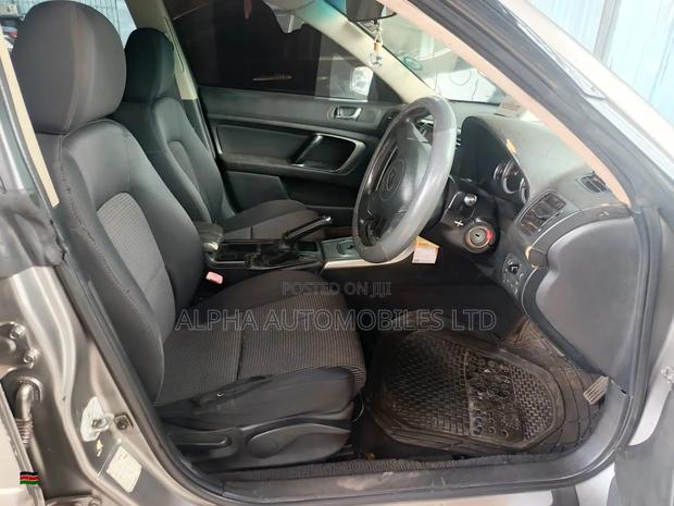 Subaru Outback 2006 Gray
