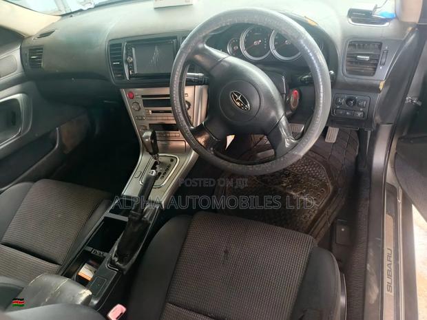 Subaru Outback 2006 Gray