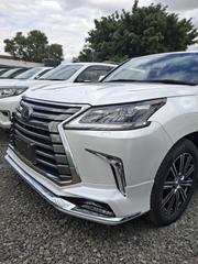 Lexus LX 570 AWD 2019 White for sale