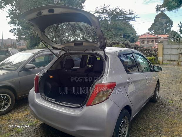 Toyota Vitz 1.3 AWD 5dr 2013 Purple