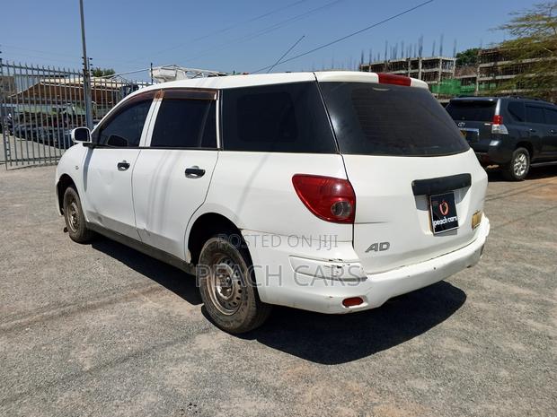Nissan Advan 2015 White