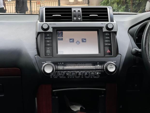 Toyota Land Cruiser Prado 2016 Black
