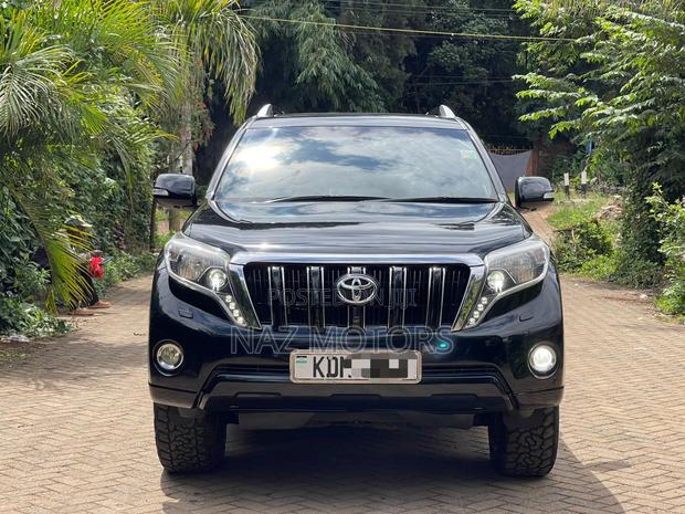 Toyota Land Cruiser Prado 2016 Black