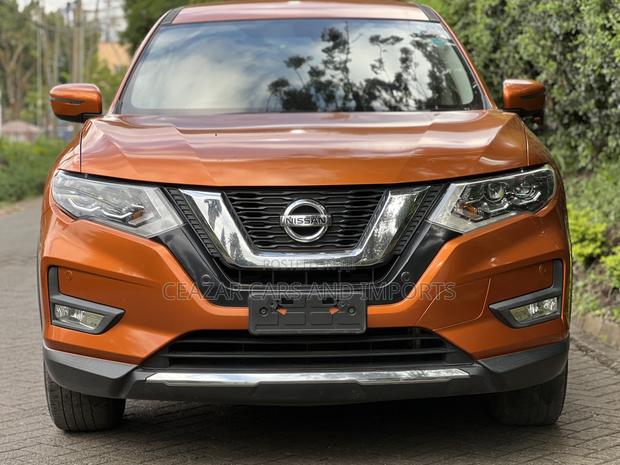 Nissan X-Trail 2.0 Petrol FWD 2018 Orange