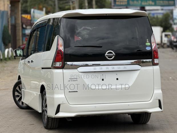 Nissan Serena 2019 White