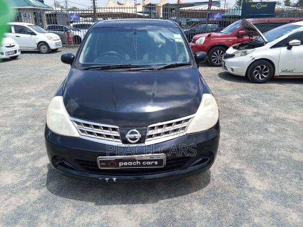 Nissan Tiida 2012 Black