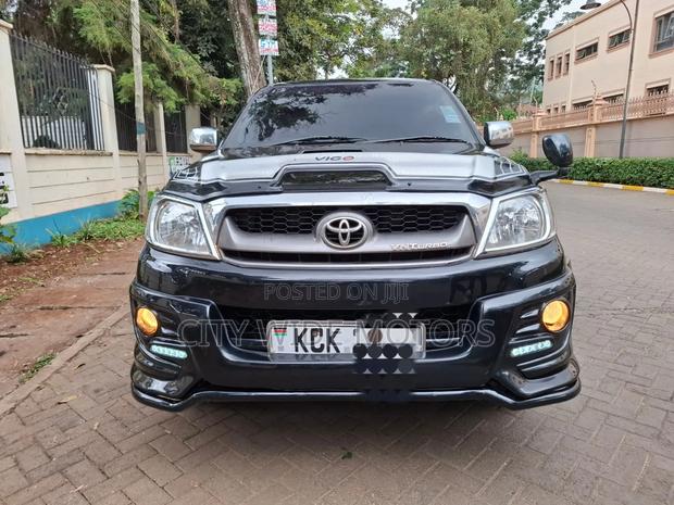 Toyota Harrier 2010 Black