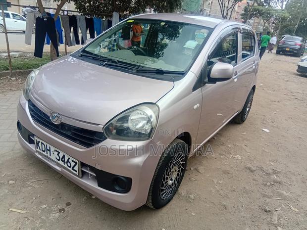 Daihatsu Mira 2015 Pink