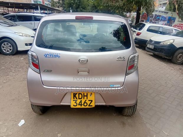 Daihatsu Mira 2015 Pink