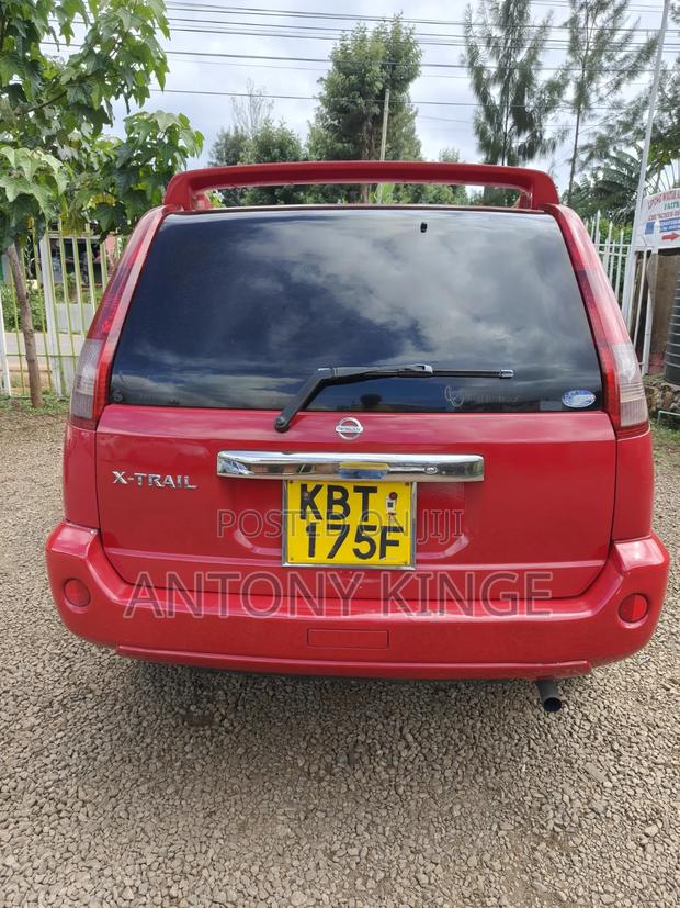 Nissan X-Trail 2008 Red